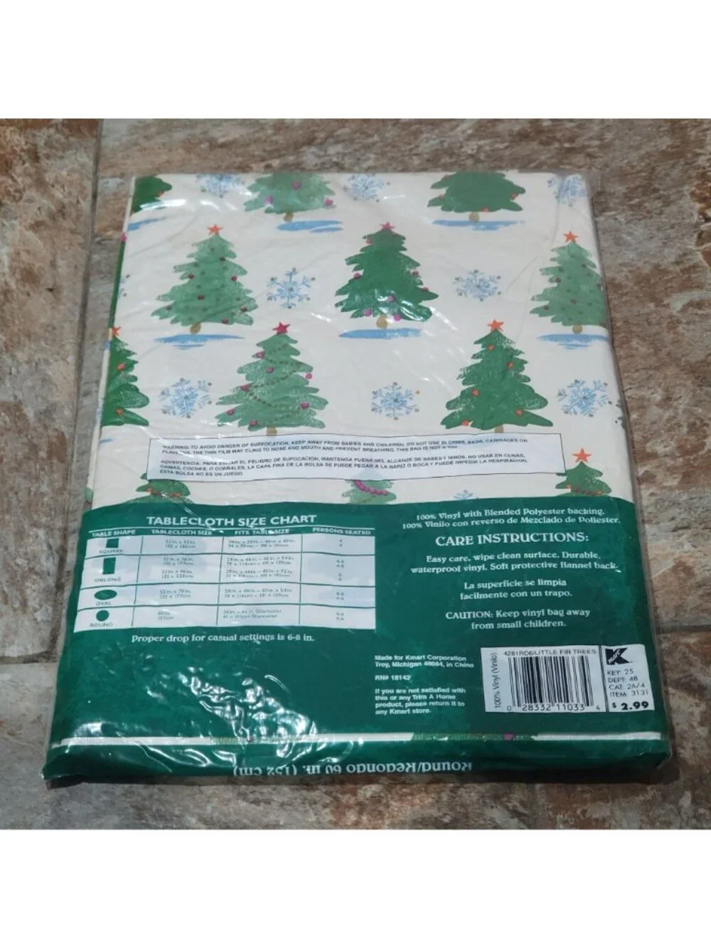 Vintage Trim A Home Christmas Vinyl Tablecover Round 60